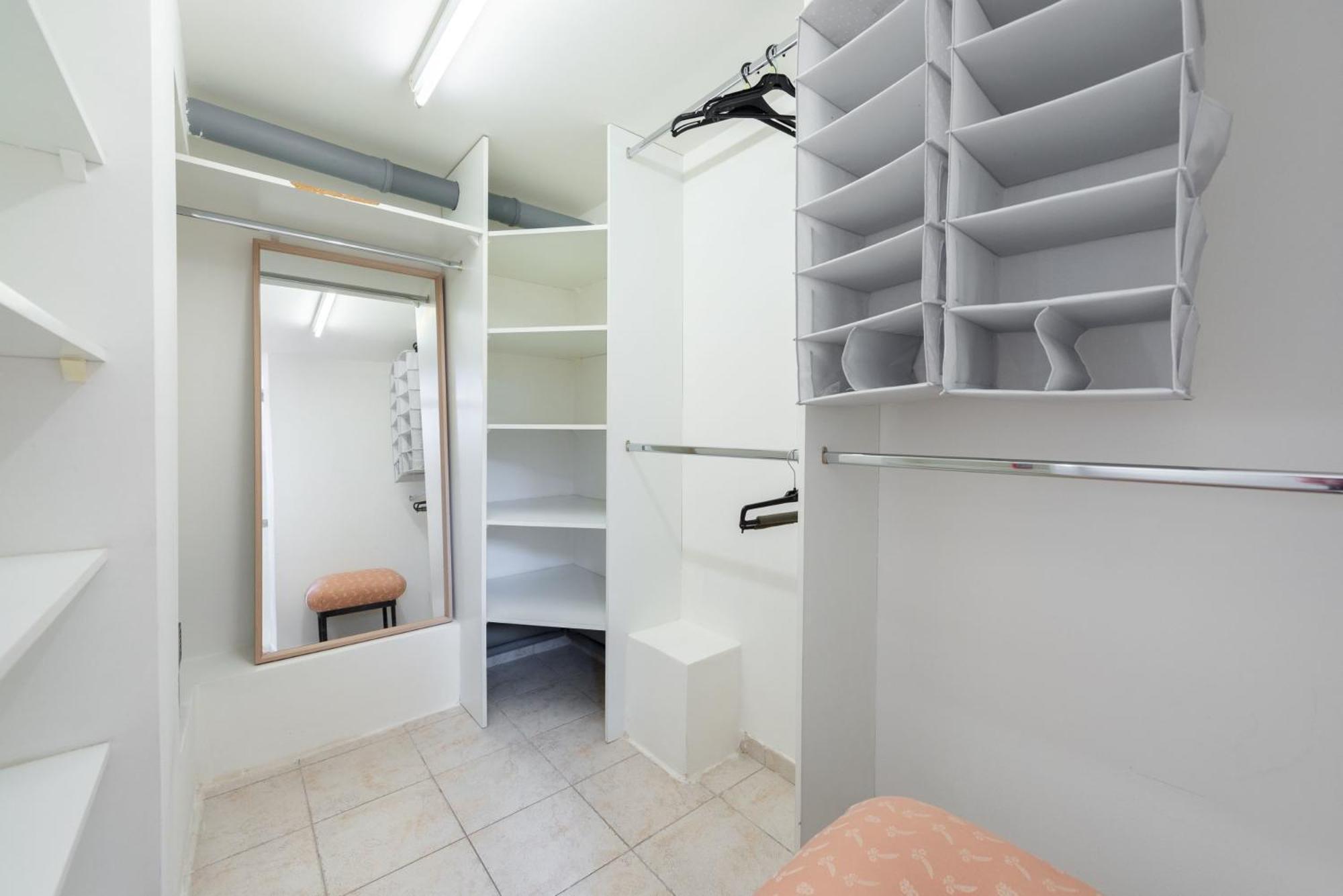 Appartement Stylish 2-level Near The National Theatre